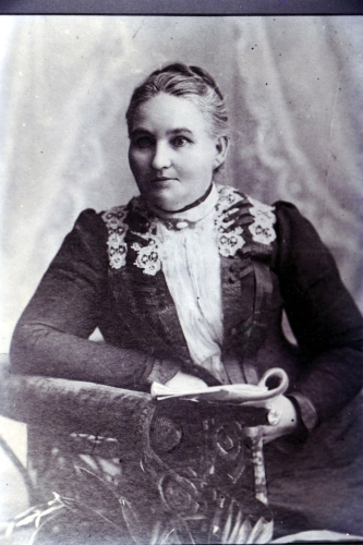 Margaret MOFFLIN (nee Sutherland)